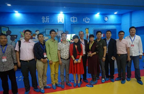 武汉大型儿童成长体验馆开业 打造角色扮演主