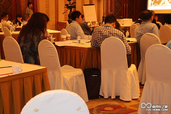 把握车联网发展契机 看如何实现无人驾驶