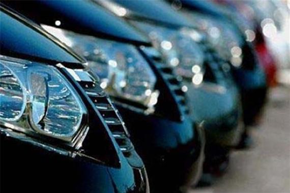 零反弹 8月专题车市再下滑
