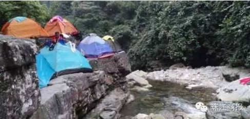 顺德广州6名驴友在英德遇洪水 4人遇难2人失联