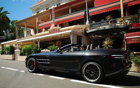 迪拜王子去世 留下一堆极奢座驾_成都汽车网