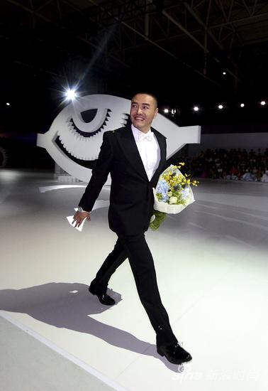 众星见证“时光之眼”首秀 “新人设计师”张帅华丽转身|张帅|时光之眼_新浪时尚_新浪网