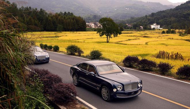 宾利助力乡村教育 郑友添自曝少时半工半读