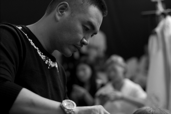 “双冰”斗艳为张帅 首秀新品秒抢一空|张帅|设计师_新浪时尚_新浪网