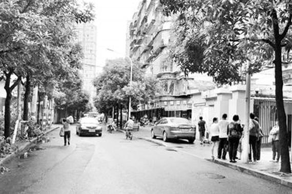 环卫工被撞身亡 司机满身酒味驾车逃离