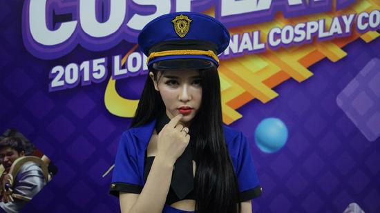 电竞解说员刘静雯 清纯与火辣兼备的游戏女神