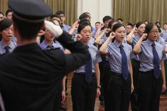 【转载】五部门发文明令禁止司法人员6种交往行为 - 安然 - 轩鼎紫气 司法人员。