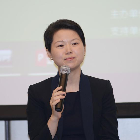 星星充电董事长邵丹薇女士致辞