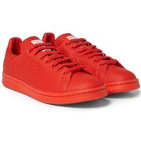红色滑板鞋