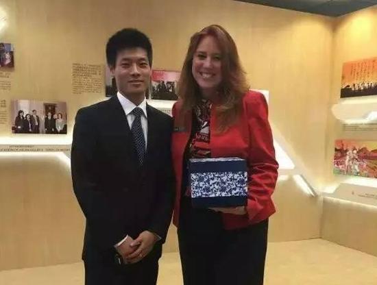 习大大访美代表团最年轻成员金洋