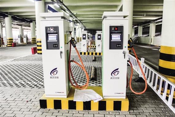 推PPP模式引入资本：充电站也要防投资过热