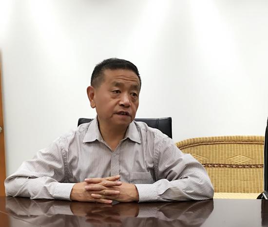 重庆大学美视电影学院常务副院长彭吉象