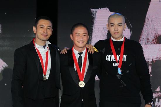 唐僧!黄晓明吴京吴亦凡合照