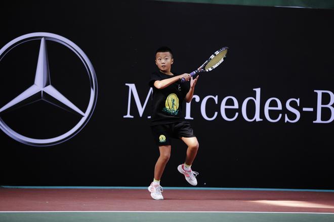 彭帅助阵2015梅赛德斯-奔驰 明星周末