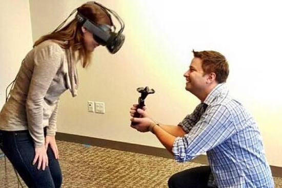 Valve员工使用虚拟现实技术向女友求婚
