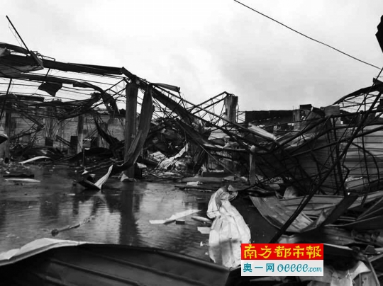 受台风彩虹影响 龙卷风袭番禺顺德致5死168伤