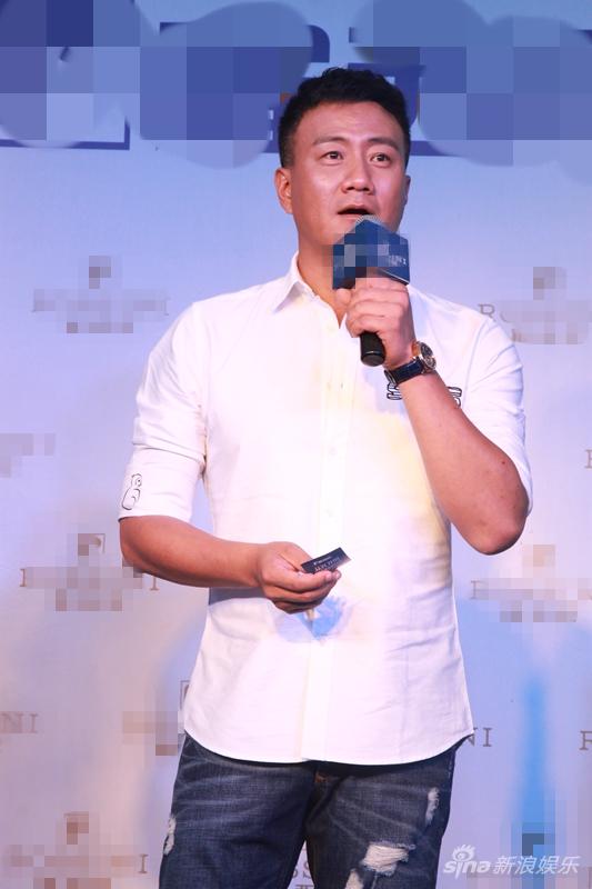 胡军最新 肥猴子 形象显童趣