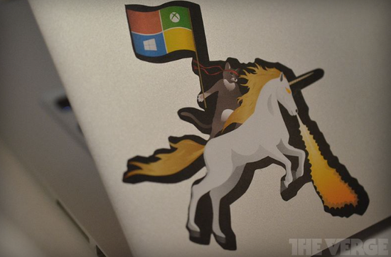 微软的“独角兽忍者猫贴纸”是怎么来的？