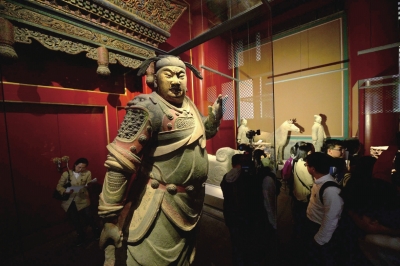 慈宁宫展厅明代关羽像。