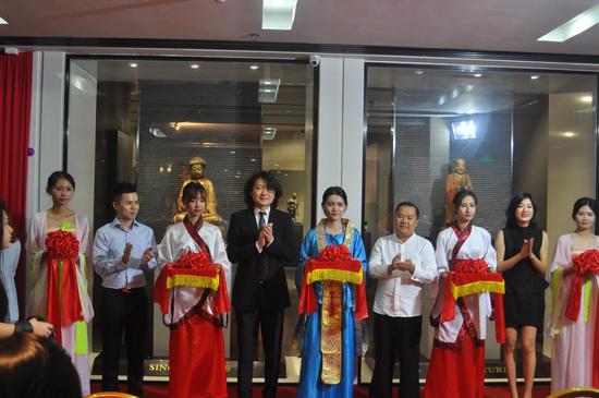 贤者齐聚:百佛造像展在贤诺·佛聚轩开幕