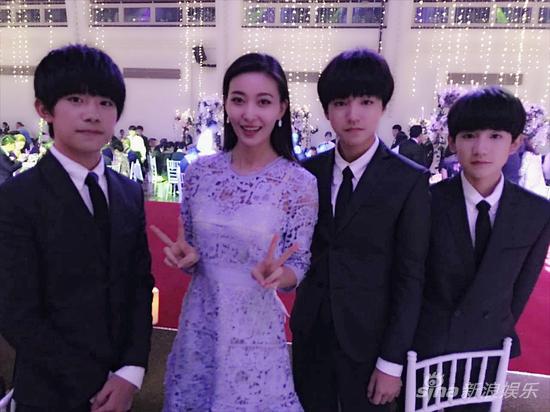 演员周知优雅出席黄晓明婚礼