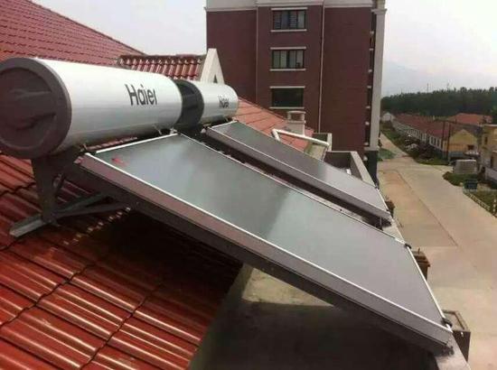 海尔租吊车为烟台用户安装太阳能