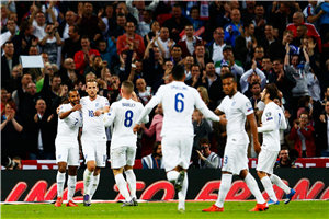 欧预赛-双飞翼进球英格兰2-0胜 瑞士7-0出线