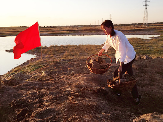 《青谷子》孙耀琦化身小能手