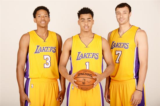 30天30队湖人送君别_手机新浪网