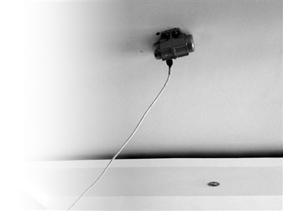 杭1男子搬新家嫌楼上邻居太吵 屋顶装振动马达对抗噪音(图)