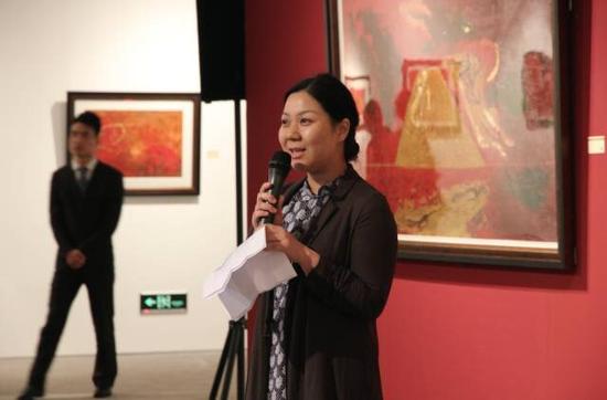 严舒黎女士作为策展人于开幕式上发表讲话