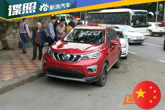 将于广州车展首发 长安CS15无伪装曝光 _成都