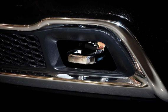 Jeep大切诺基新款“豪华版及尊耀版”内饰细节图