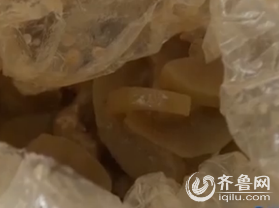 沒想到兩個人吃了后雙雙感到不適。