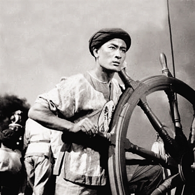 曾在《甲午风云》中饰演水手王国成