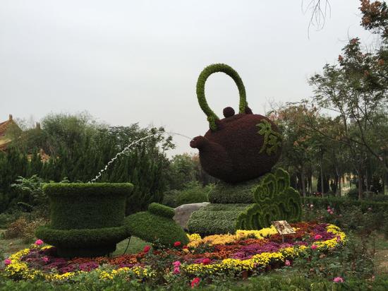 开封第33届菊花文化节暨《梦华开封》诗诵晚