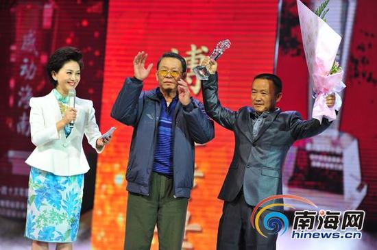 “感动海南”2014十大年度人物颁奖现场。(南海网记者 秦彦 摄)