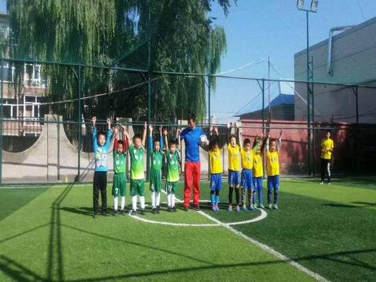 海拉尔路小学 丽途杯 草原少儿足球邀请赛开赛