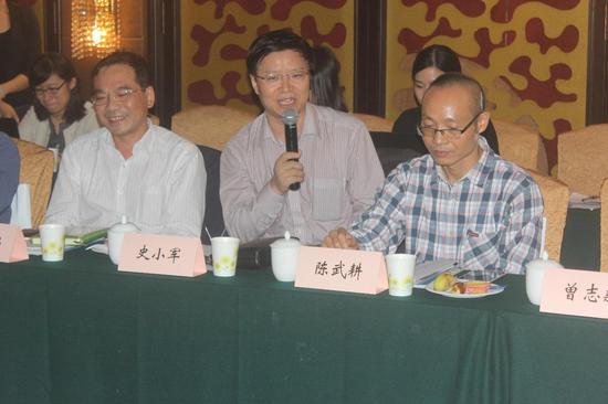 暨南大学图书馆馆长史小军