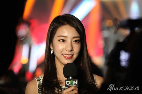 巾帼不让须眉 一大波S5现场美女解说照片来袭