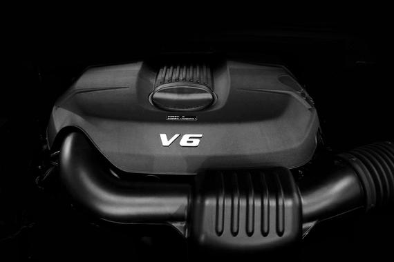 Jeep大切诺基新款“豪华版及尊耀版”细节图