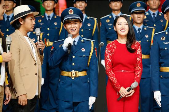 《天天》4minute泫雅秀骨盆舞