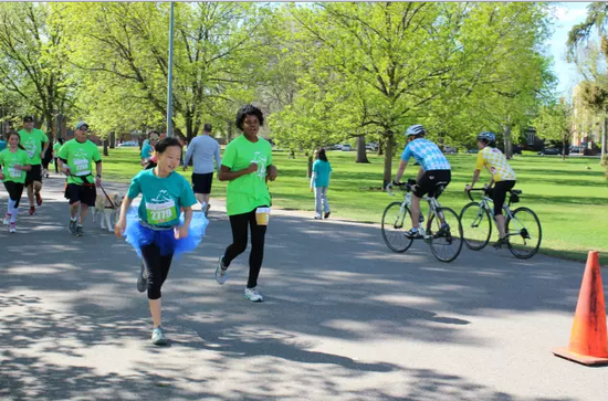 Jessica参加马拉松比赛