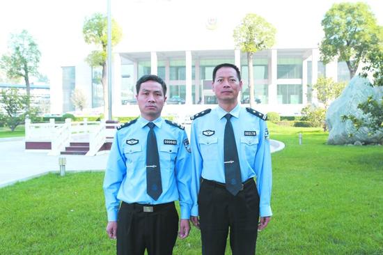 左為趙俊杰，右為李新生