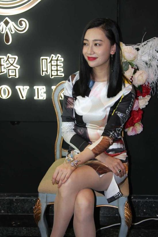 超女冯家妹跨界成珠宝设计师