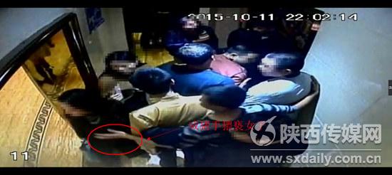 榆林醉酒男伸“咸豬手” 遭拒后大打出手被拘留