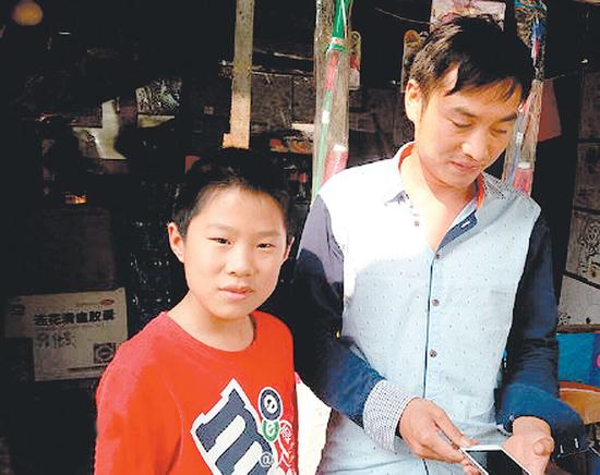 鄭州小學生得到網友一片贊美聲