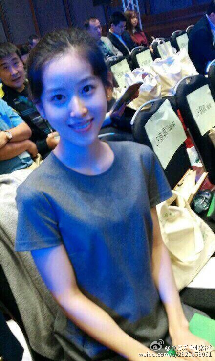 奶茶妹妹章泽天婚后近照曝光