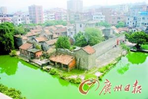 东莞古村 逆水流龟村堡全貌 图片来源：广州日报