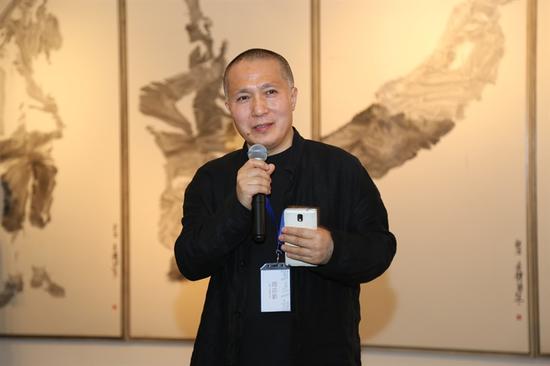 江苏省国画院院长,江苏省美术家协会主席,南京艺术学院美术学院院长 周京新教授致开幕辞